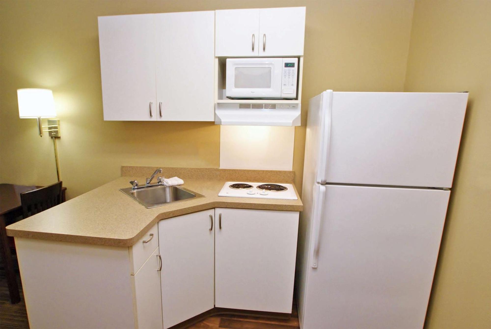 Extended Stay America Suites - Long Island - Melville Buitenkant foto